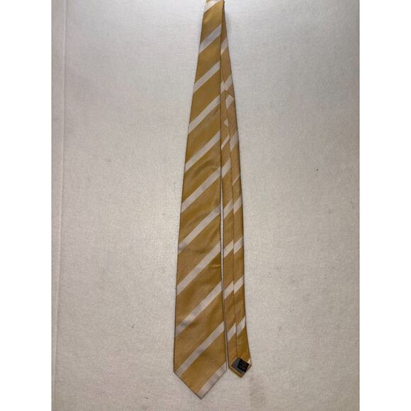 BANANA REPUBLIC Yellow Stripe men's tie 100% Silk Easter/Church/Preppy - Picture 3 of 3